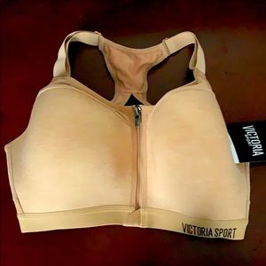Victoria’s Secret Incredible Sport Bra 34DD